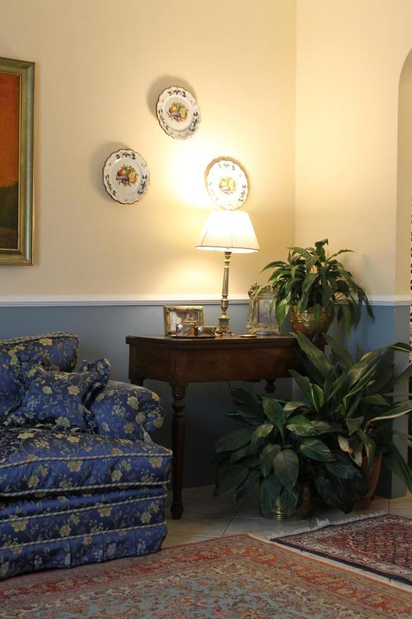 Iride Bed And Breakfast Барониси Екстериор снимка